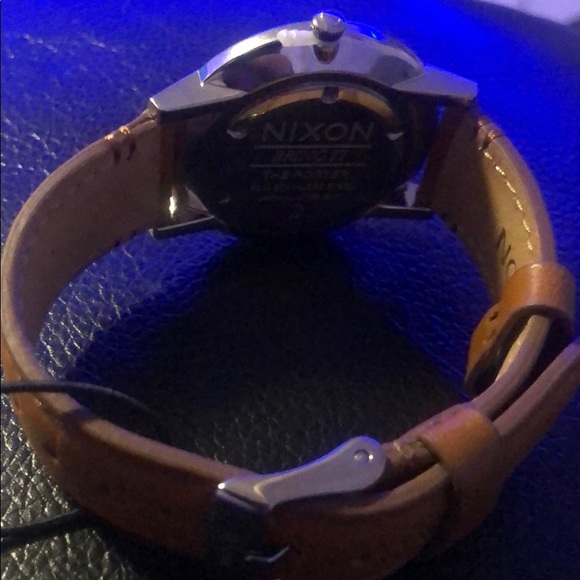 Nixon porter leather watch - Picture 3 of 3